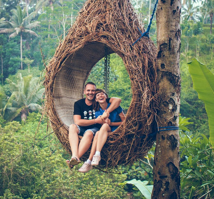 رحلة من دبي إلى باريس