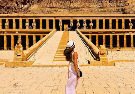 أشراندا نون ونوت دهبياس